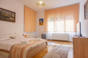 Barok Apartments